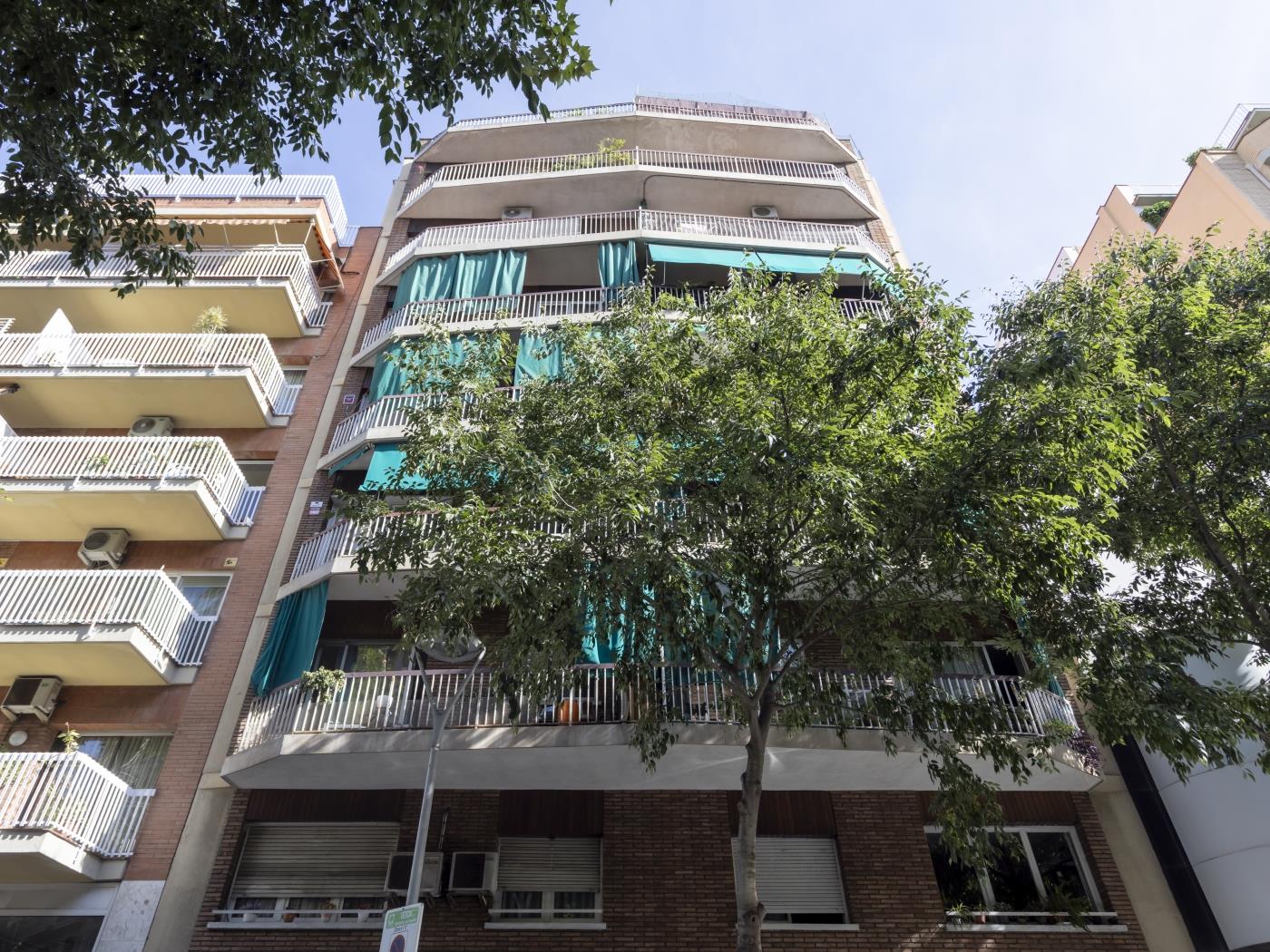 Bright Apartment with Sagrada Família Views - My Space Barcelona Apartments